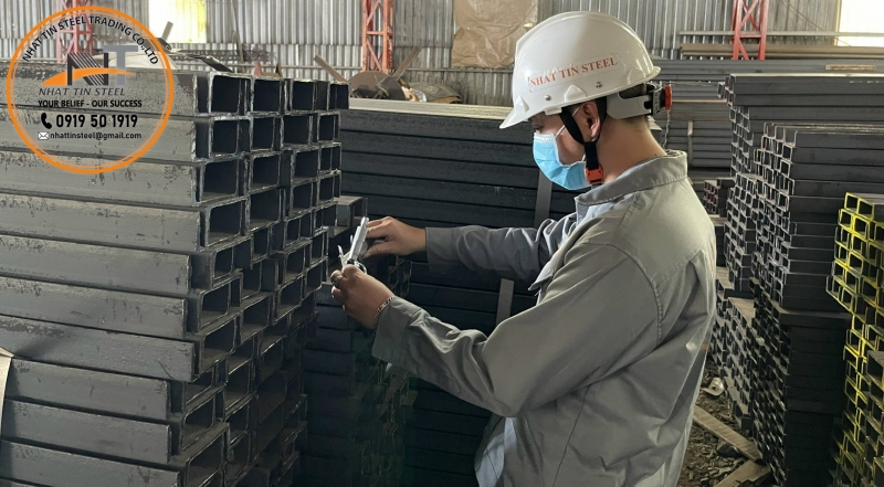 U Channel Steel