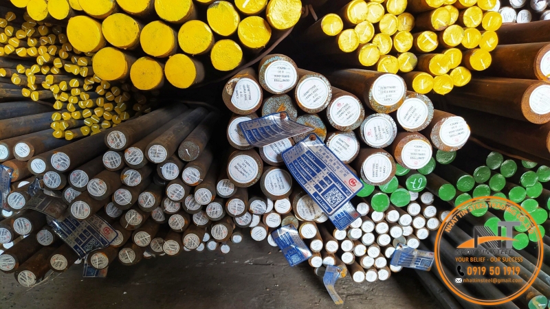 STEEL ROUND BAR